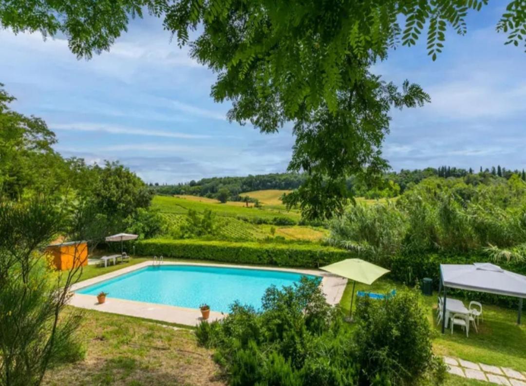 Agriturismo La Moraia Поджибонси Экстерьер фото