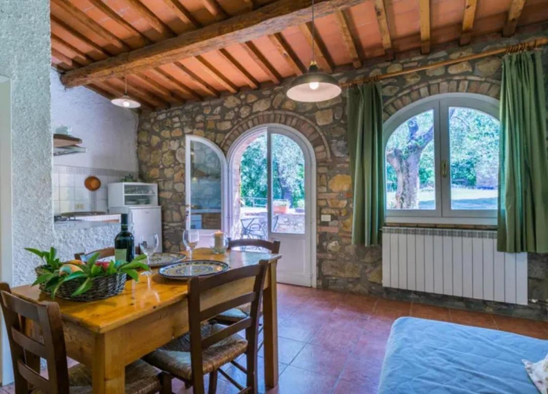 Agriturismo La Moraia Поджибонси Экстерьер фото
