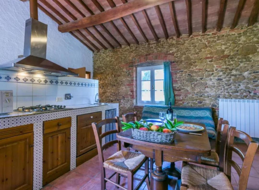 Agriturismo La Moraia Поджибонси Экстерьер фото