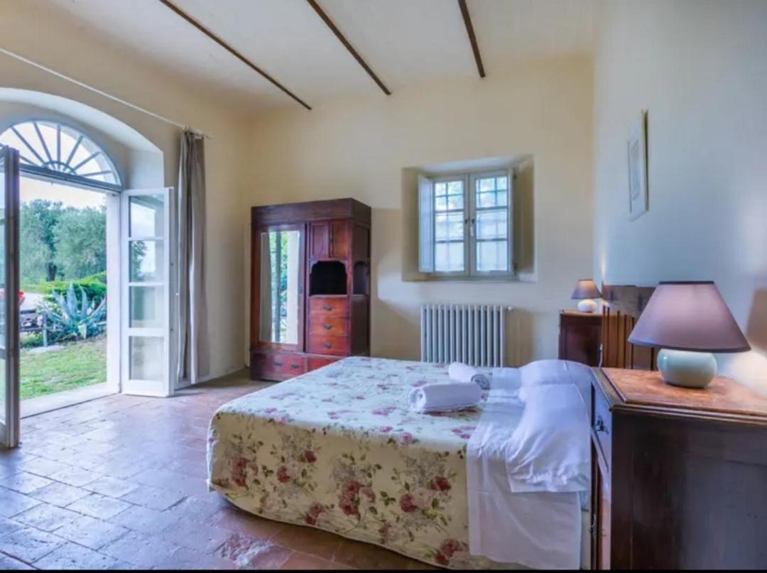 Agriturismo La Moraia Поджибонси Экстерьер фото