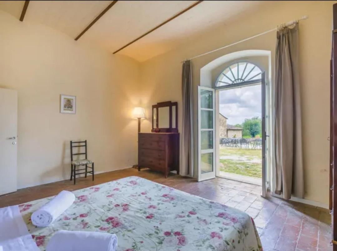 Agriturismo La Moraia Поджибонси Экстерьер фото