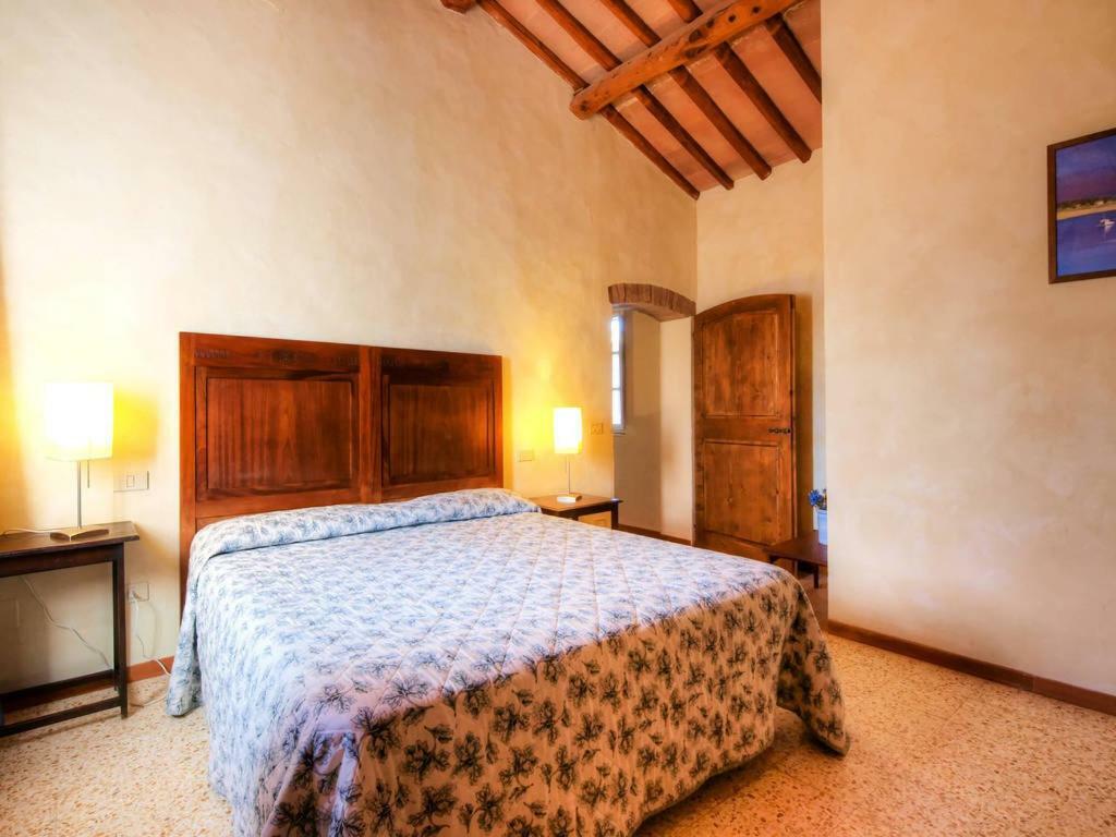 Agriturismo La Moraia Поджибонси Экстерьер фото