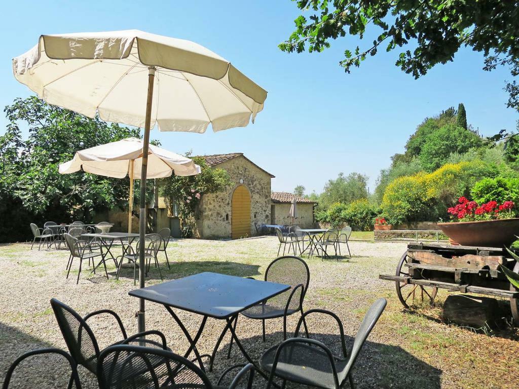 Agriturismo La Moraia Поджибонси Экстерьер фото
