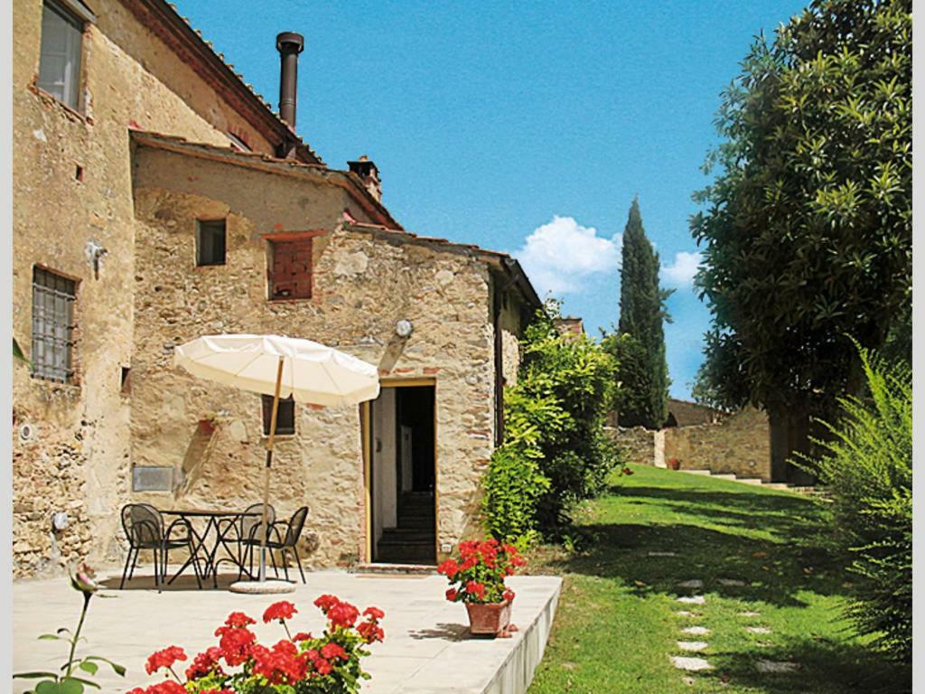 Agriturismo La Moraia Поджибонси Экстерьер фото